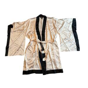Bebe Vintage Y2K Blush Pink and Black Silk Kimono Robe w/Stones on back RARE